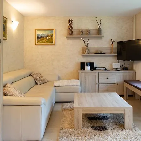 Apartma Krvavec - Cosy Mountain Retreat Apartamento *