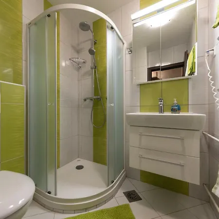 Apartamento Apartma Krvavec - Cosy Mountain Retreat