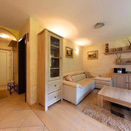 Apartma Krvavec - Cosy Mountain Retreat Apartmán *