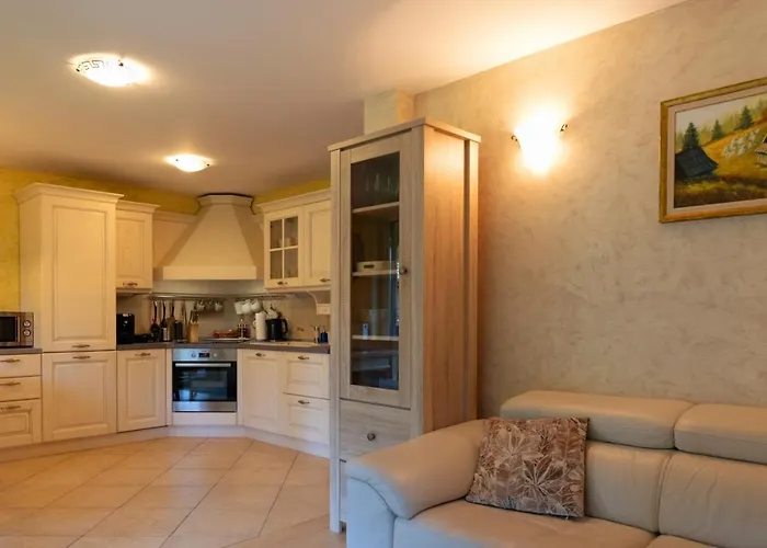 Apartma Krvavec - Cosy Mountain Retreat Appartamento *